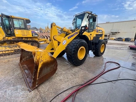 Used Komatsu Loader